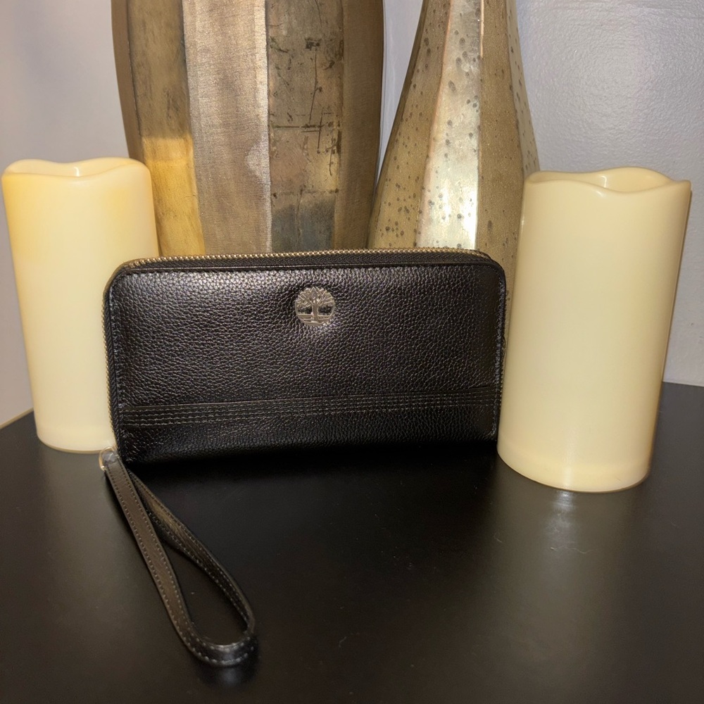 Timberland Black Leather Zip Wallet